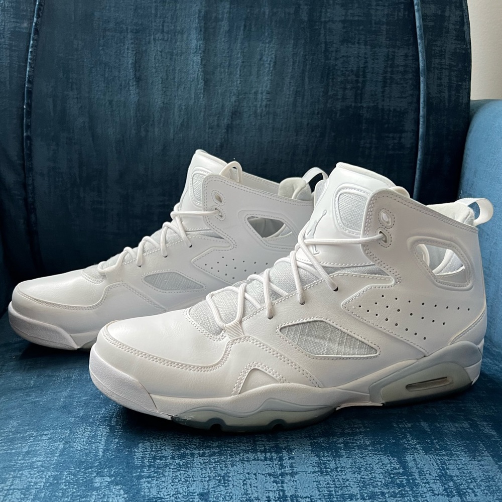 Size 11 - Jordan Flight Club 91 white pure platinum
